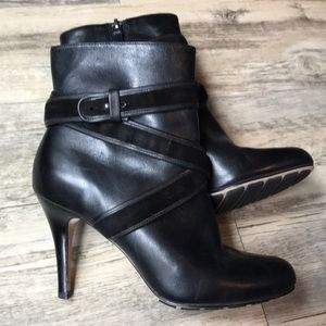 Cole Hann black leather bootie 7